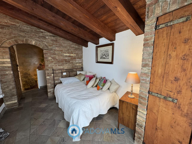 Immobile in esclusiva al Gruppo Padova MLS
Voltabrusegana. Se amate la tranquillità e allo stesso...