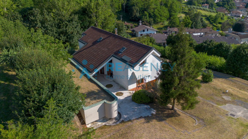 ARZIGNANO - Zona Castello

Siete una coppia o una famiglia di quattro persone? Desiderate vivere ...