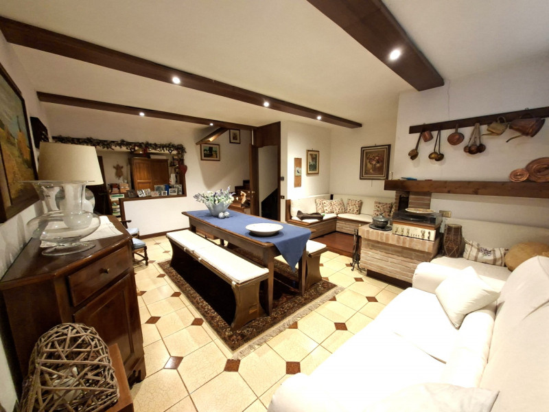 Nel cuore di Bresseo a San Biagio, una delle zone più richieste del Comune di Teolo per tranquill...