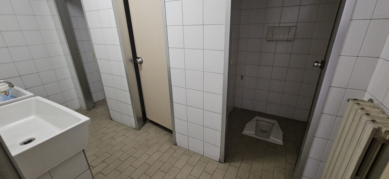 Riferimento per l'Agenzia VC1006 VIGONZA Perarolo - Zona Artigianale. Proponiamo in vendita un am...