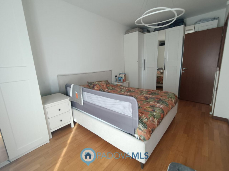 Immobile in esclusiva al Gruppo Padova MLS

Albignasego quartiere Lion: Proponiamo un interessant...