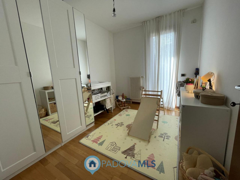 Immobile in esclusiva al Gruppo Padova MLS

Albignasego quartiere Lion: Proponiamo un interessant...