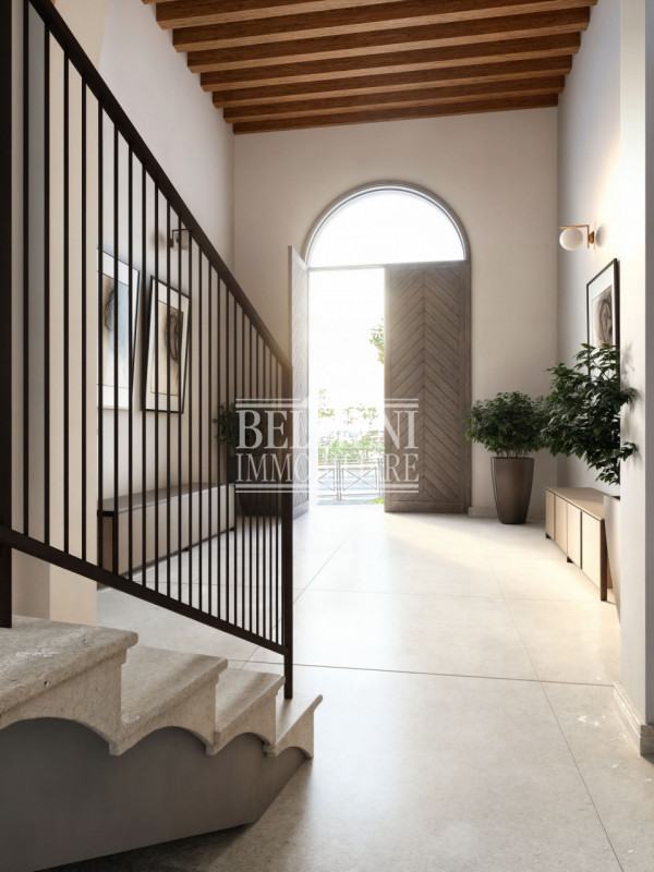 CENTRO STORICO - In una delle più importi piazze di Vicenza vicino al Teatro Olimpico e a Palazzo...