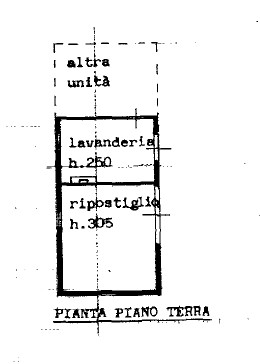 Proponiamo in vendita a Monselice, località Schiavonia, spaziosa casa singola con terreno agricol...