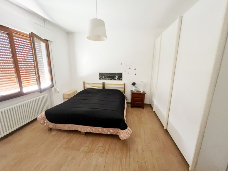 (Per INFO Cristina 3389226442) Situato nel cuore del quartiere San Domenico, a Selvazzano Dentro,...