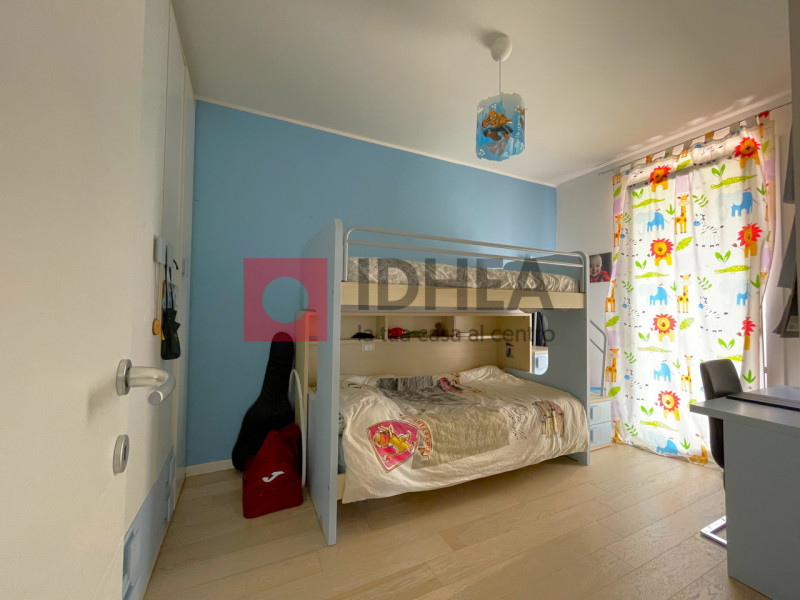 In una tranquilla zona residenziale nel cuore di Roncade, proponiamo in vendita appartamento tric...