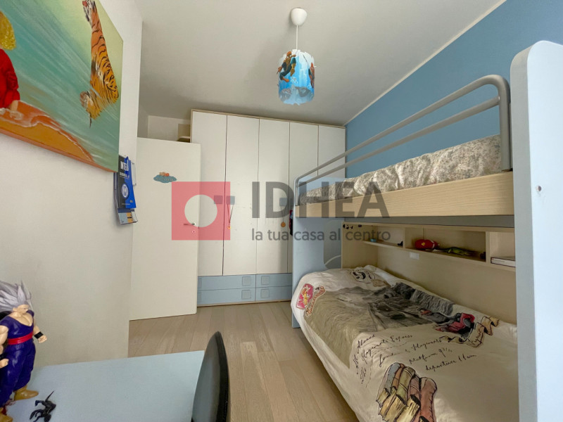 In una tranquilla zona residenziale nel cuore di Roncade, proponiamo in vendita appartamento tric...