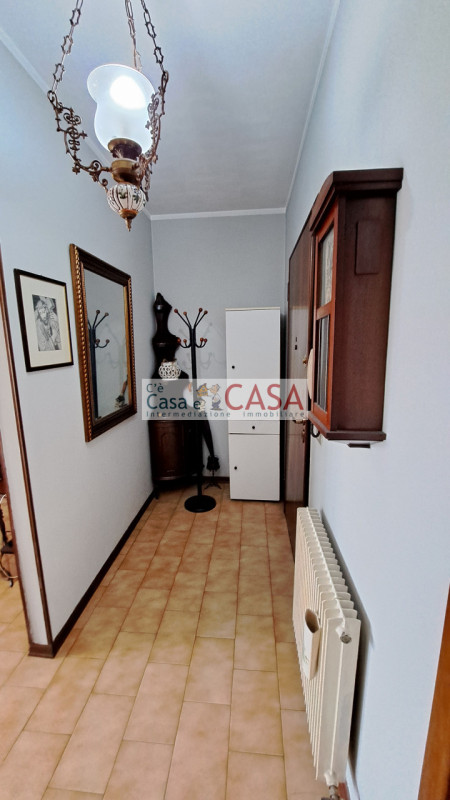 MEJANIGA Zona altamente servita, l’agenzia C’è Casa e CASA vi invita a prendere visione di un app...