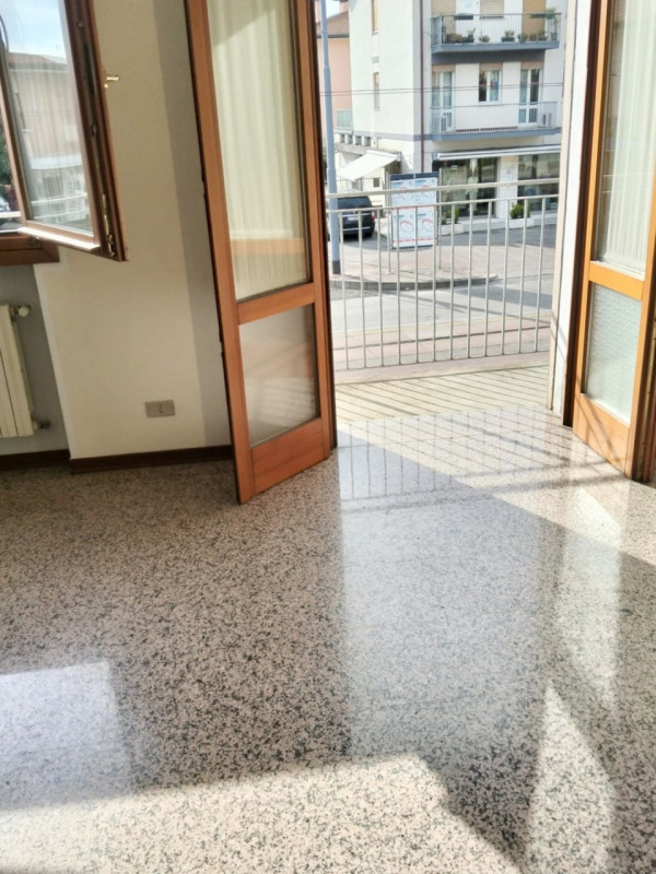 PADOVA GUIZZA, VIA CONSELVANA, PORZIONE AUTONOMA DI ABITAZIONE IN A/3 SENZA SPESE CONDOMINIALI. N...