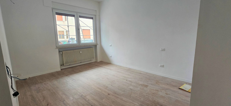 Situato nel cuore di Vicenza, precisamente nei pressi di Viale Trieste, proponiamo in affitto un ...