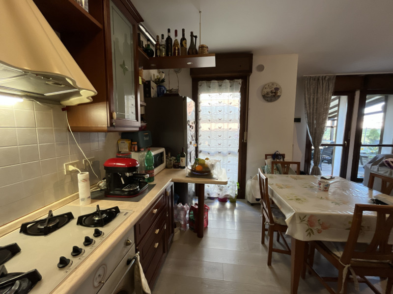 Scopri il tuo nuovo rifugio nel cuore della tranquilla zona di Murelle, a Villanova di Camposampi...