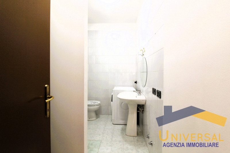 VIGONZA - Fraz. Codiverno - In quartiere residenziale lontano da traffico e rumori, ma al contemp...