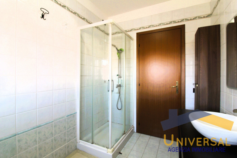 VIGONZA - Fraz. Codiverno - In quartiere residenziale lontano da traffico e rumori, ma al contemp...