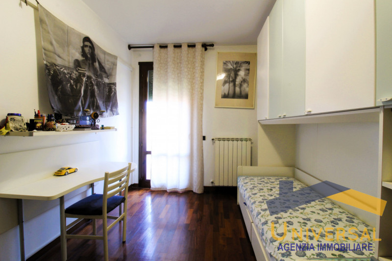 VIGONZA - Fraz. Codiverno - In quartiere residenziale lontano da traffico e rumori, ma al contemp...