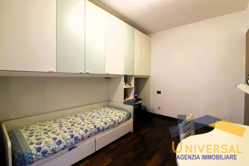 VIGONZA - Fraz. Codiverno - In quartiere residenziale lontano da traffico e rumori, ma al contemp...