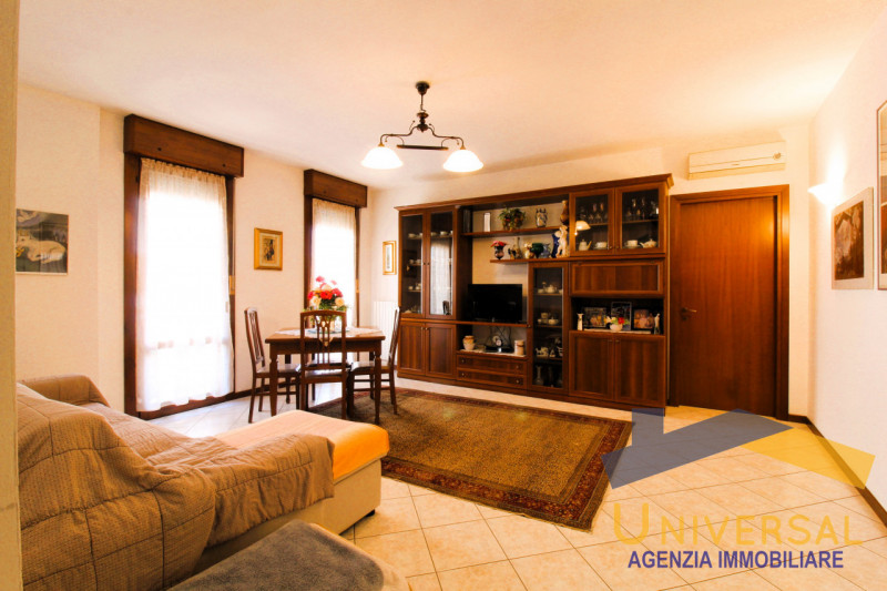 Cadoneghe – Nel cuore di Cadoneghe vecchia a pochi passi dai principali servizi, quali scuole , s...