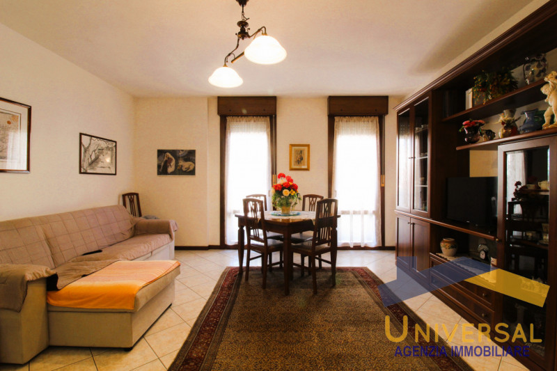 Cadoneghe – Nel cuore di Cadoneghe vecchia a pochi passi dai principali servizi, quali scuole , s...