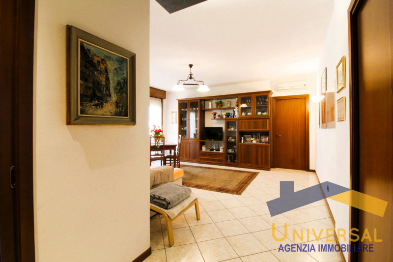 Cadoneghe – Nel cuore di Cadoneghe vecchia a pochi passi dai principali servizi, quali scuole , s...