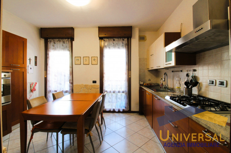 Cadoneghe – Nel cuore di Cadoneghe vecchia a pochi passi dai principali servizi, quali scuole , s...