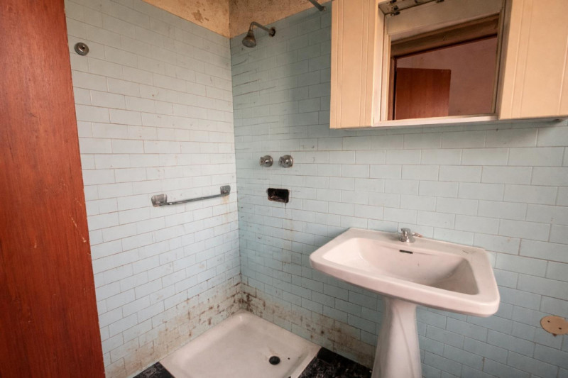 Si propone Casa singola Immersa nel Verde  con un parco di oltre 2000 mq di giardino.

Questa abi...