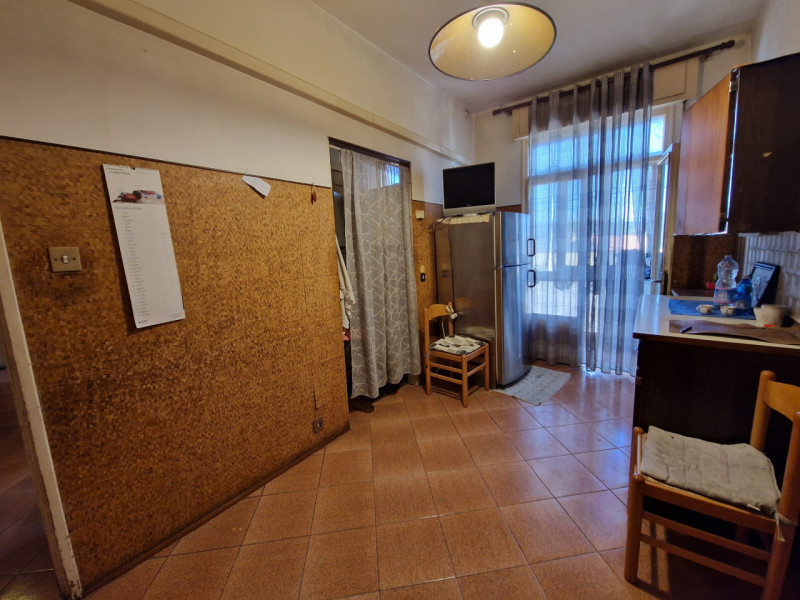 Abano Terme, zona centralissima a pochi passi dal centro. Appartamento al terzo ed ultimo piano (...