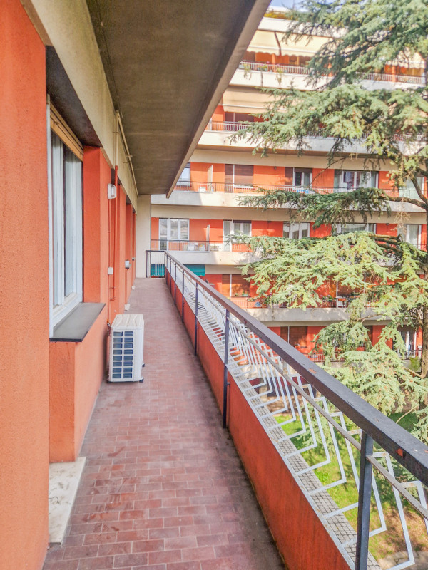 VICENZA - San Marco: nelle immediate vicinanze di Ponte Pusterla, su complesso residenziale ottim...