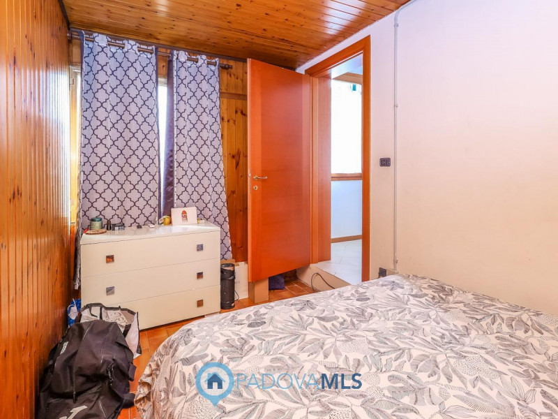 Immobile in esclusiva al Gruppo Padova MLS
In una delle zone residenziali più tranquille e richie...