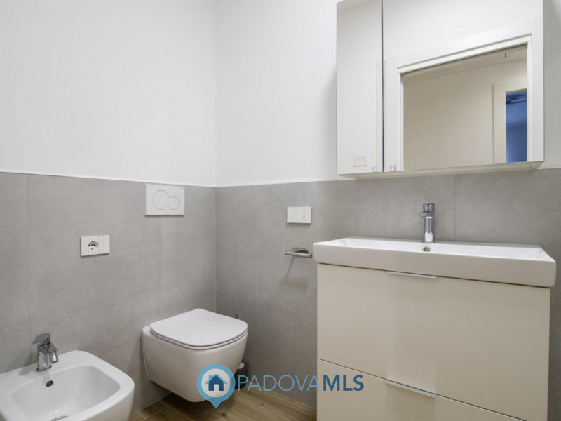 Gruppo Padova MLS
MESTRINO: In quartiere residenziale nel cuore di Mestrino proponiamo un'attico ...