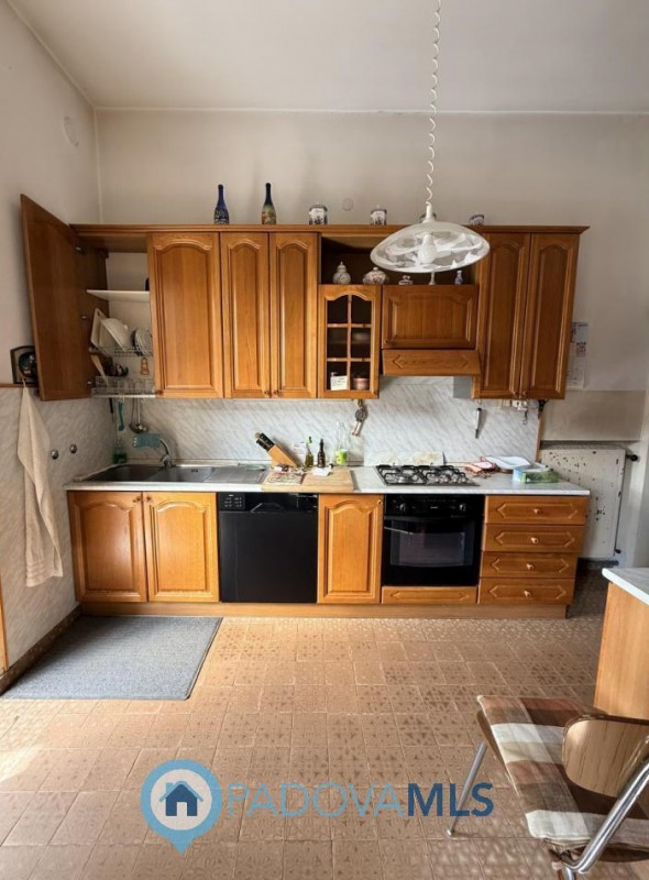 Immobile in esclusiva al Gruppo Padova MLS
Nel cuore del quartiere residenziale di Camin, a pochi...