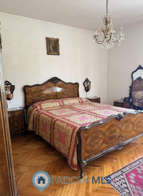 Immobile in esclusiva al Gruppo Padova MLS
Nel cuore del quartiere residenziale di Camin, a pochi...