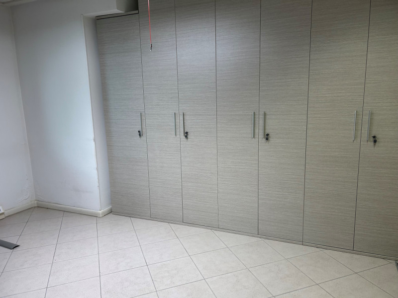 ZONA CENTRALE, in ottima posizione, con ampia possibilità di parcheggio, proponiamo in affitto uf...