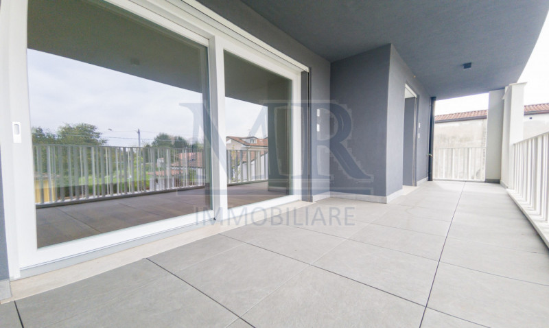 PADOVA - ZONA M. PELLEGRINA 
AMPIO SOGGIORNO - TERRAZZA ABITABILE - NUOVO CLASSE A4  

Nel cuore ...