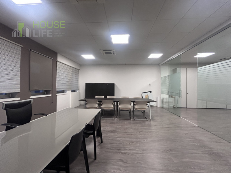 ZANE' - ZONA DIREZIONALE - COMMERCIALE DI PREGIO: Locale direzionale di mq 130 circa situato al p...