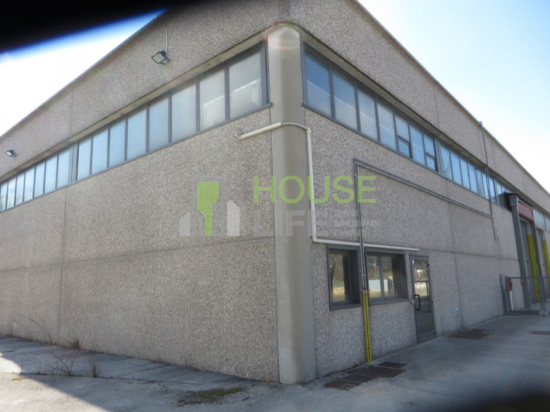 ZANE': POSIZIONE ECCELLENTE!!! TERRENO A DESTINAZIONE INDUSTRIALE di mq 2.270 circa, destinato al...