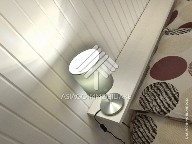 Affitto turistico per l'intero periodo dal 01 giugno al 12 luglio. A a pochi passi dal corso prin...