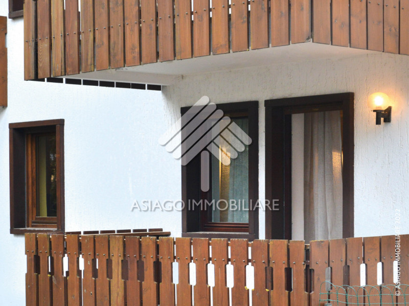 Affitto turistico per l'intero periodo dal 01 giugno al 12 luglio. A a pochi passi dal corso prin...