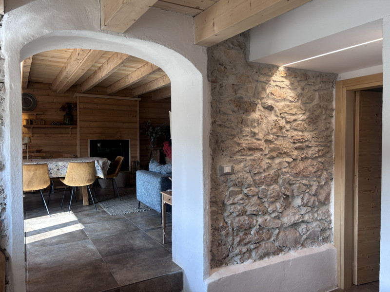 ROANA - TRESCHE CONCA - ELEGANTE CHALET DI MONTAGNA quadrilocale, tre-quattro camere, tre bagni, ...