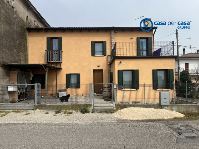 APPROVATO GRUPPO CASA PER CASA: VALUTATO, CONTROLLATO, GESTITO IN ESCLUSIVA!

ZONA:
L’immobile è ...
