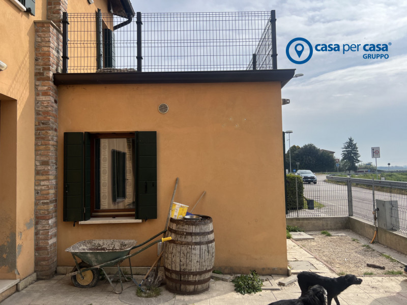 APPROVATO GRUPPO CASA PER CASA: VALUTATO, CONTROLLATO, GESTITO IN ESCLUSIVA!

ZONA:
L’immobile è ...