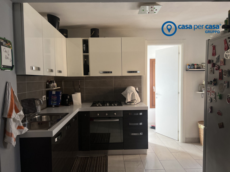 APPROVATO GRUPPO CASA PER CASA: VALUTATO, CONTROLLATO, GESTITO IN ESCLUSIVA!

ZONA:
L’immobile è ...