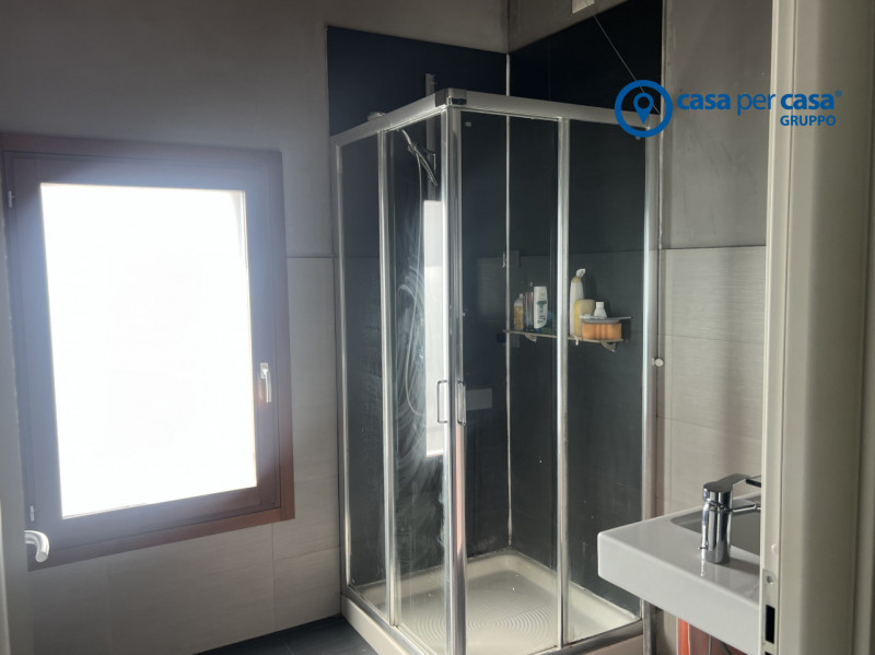 APPROVATO GRUPPO CASA PER CASA: VALUTATO, CONTROLLATO, GESTITO IN ESCLUSIVA!

ZONA:
L’immobile è ...