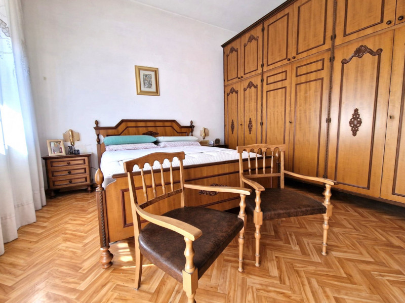 UBICAZIONE E CONTESTO

Nel comune di Vicenza proponiamo un appartamento situato al primo piano di...