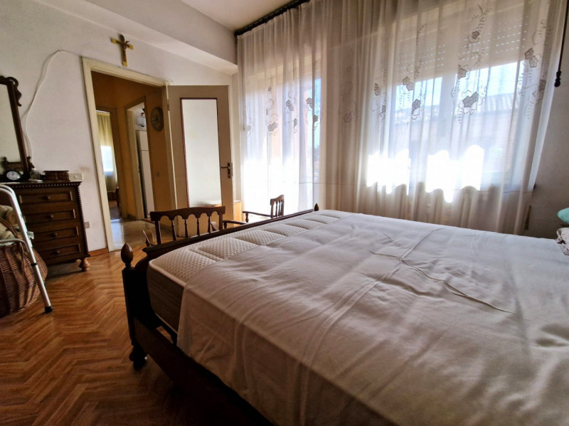 UBICAZIONE E CONTESTO

Nel comune di Vicenza proponiamo un appartamento situato al primo piano di...