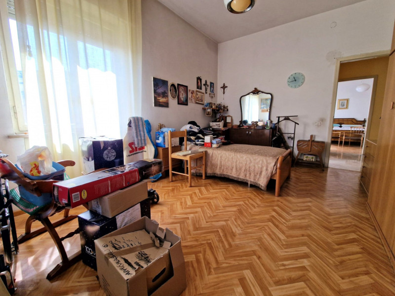 UBICAZIONE E CONTESTO

Nel comune di Vicenza proponiamo un appartamento situato al primo piano di...