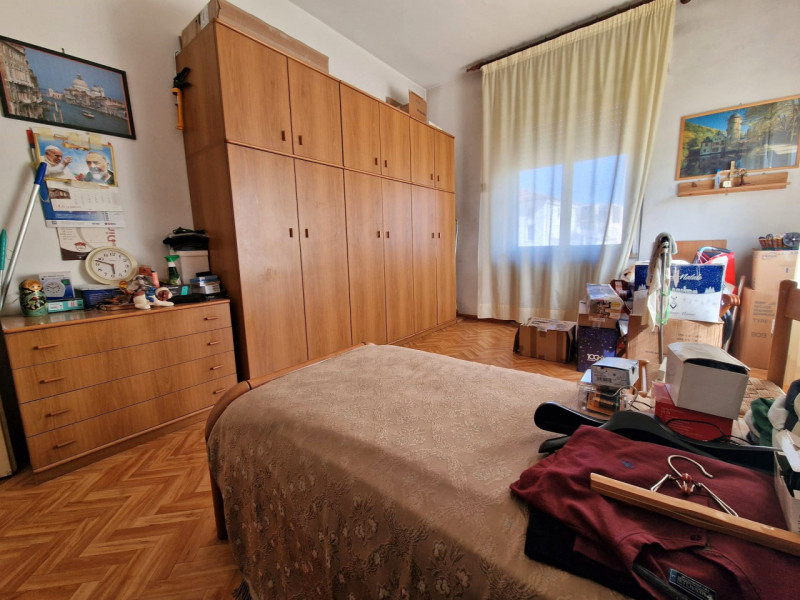 UBICAZIONE E CONTESTO

Nel comune di Vicenza proponiamo un appartamento situato al primo piano di...