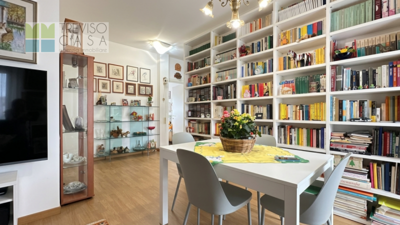 A Lancenigo in zona molto tranquilla e molto ben servita PROPONIAMO IN VENDITA Appartamento a 2 C...