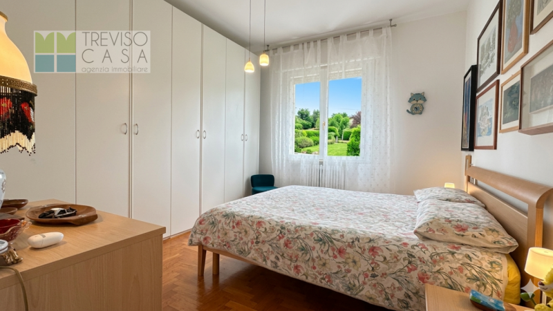 A Lancenigo in zona molto tranquilla e molto ben servita PROPONIAMO IN VENDITA Appartamento a 2 C...