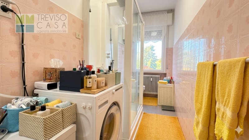 A Lancenigo in zona molto tranquilla e molto ben servita PROPONIAMO IN VENDITA Appartamento a 2 C...