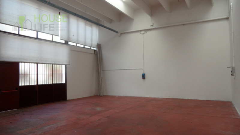 SCHIO - Z.I: CAPANNONE INDUSTRIALE di mq 1.000 circa H 6,00 mt con impianti, con terreno esterno ...