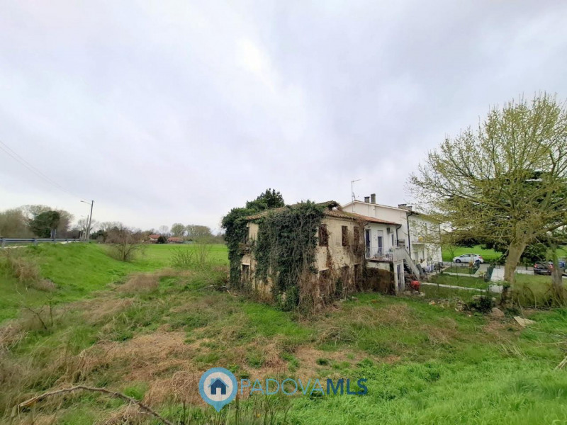 Immobile in esclusiva al Gruppo Padova MLS 

Indipendenza e potenziale a TENCAROLA/VOLTABRUSEGANA...